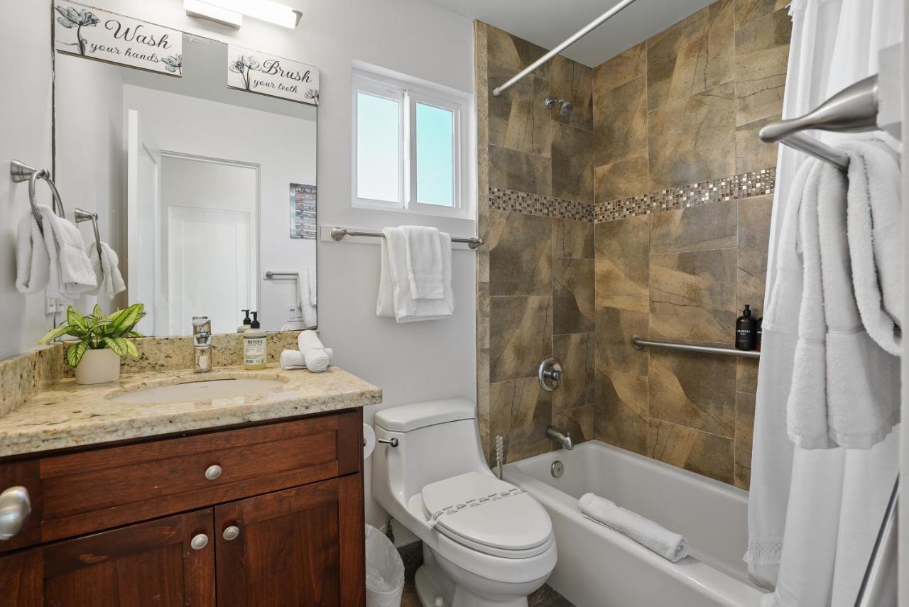 Ocean View Paradise W Private Patio &